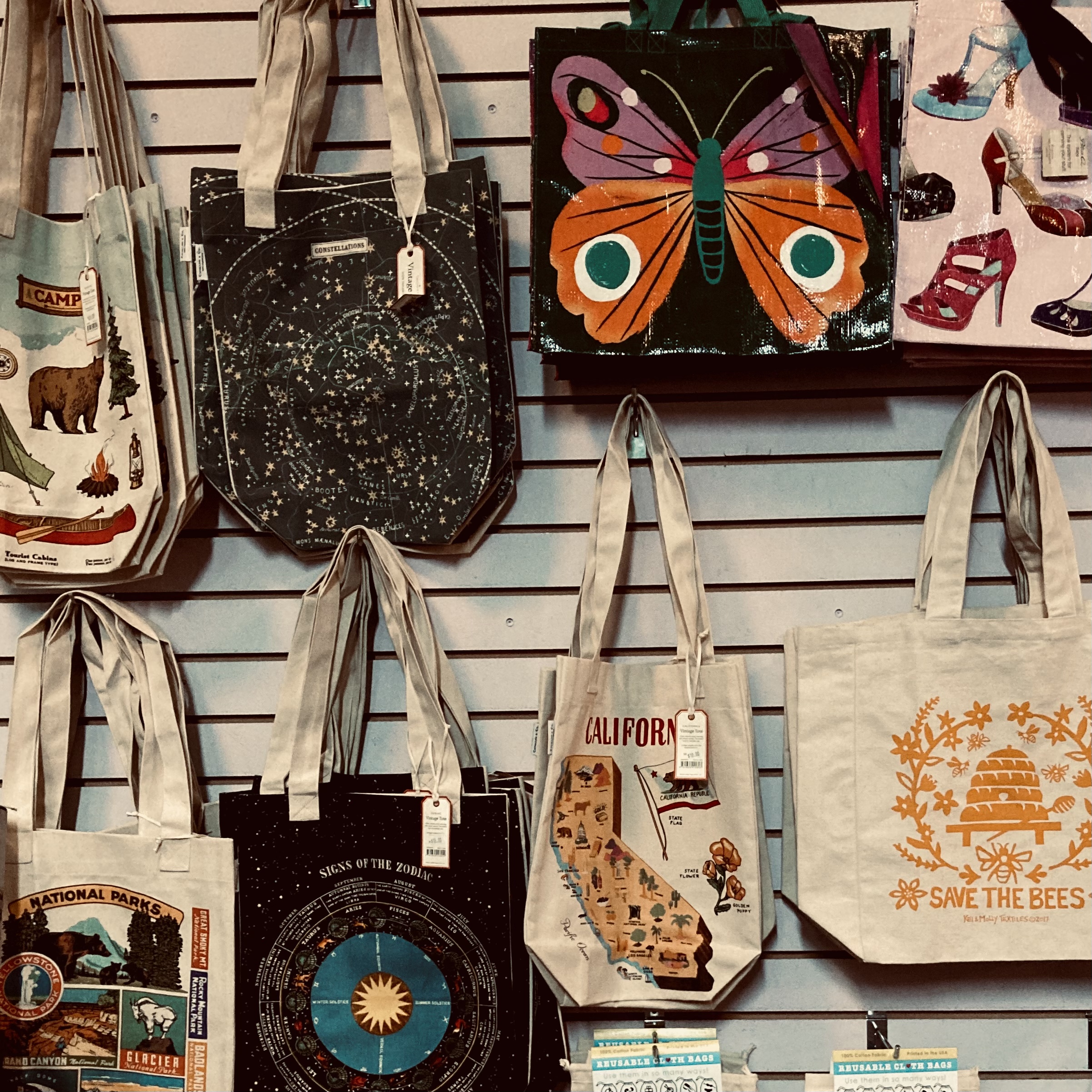 AEC83C01 F49F 4372 B7CC 51EDC7F21A3B