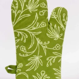 The Food Has Weed In It Oven Mitt