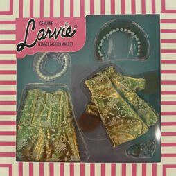 New Teenage Fashions Packs for All Larvie + Fruit Fly Midge Dolls - Image 5