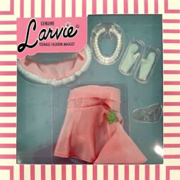 New Teenage Fashions Packs for All Larvie + Fruit Fly Midge Dolls - Image 6