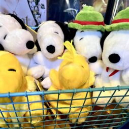 Snoopy Plush Palm Pals