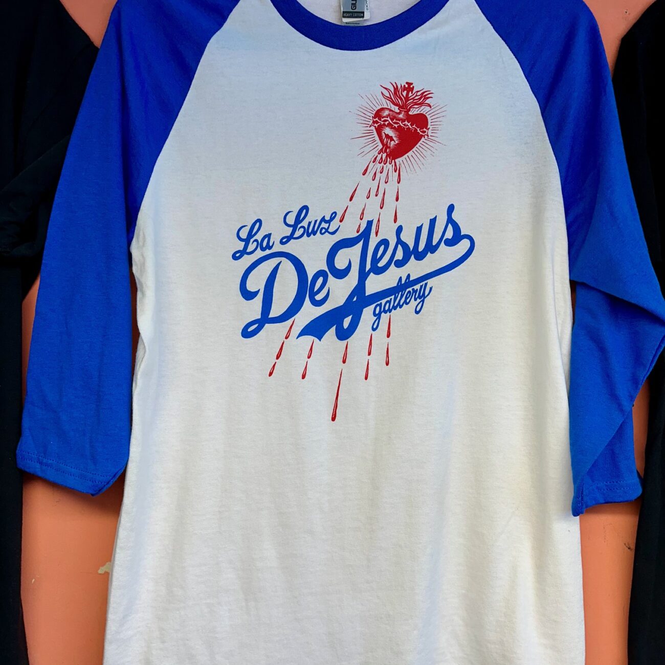 La Luz de Jesus Gallery (I Love LA) Ringer Unisex T-shirt