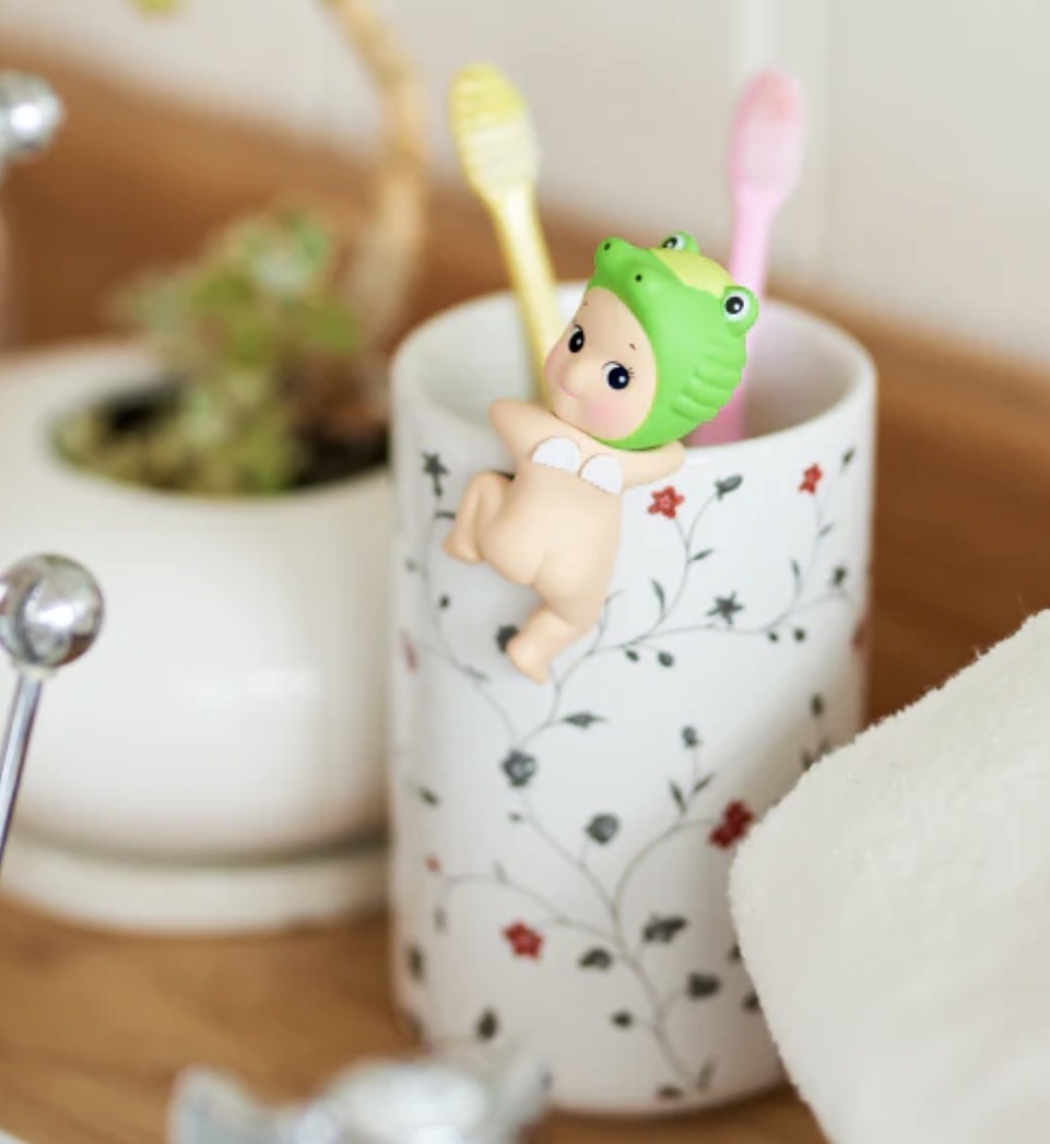 Sonny Angel Hippers Looking Back Series Blind Box